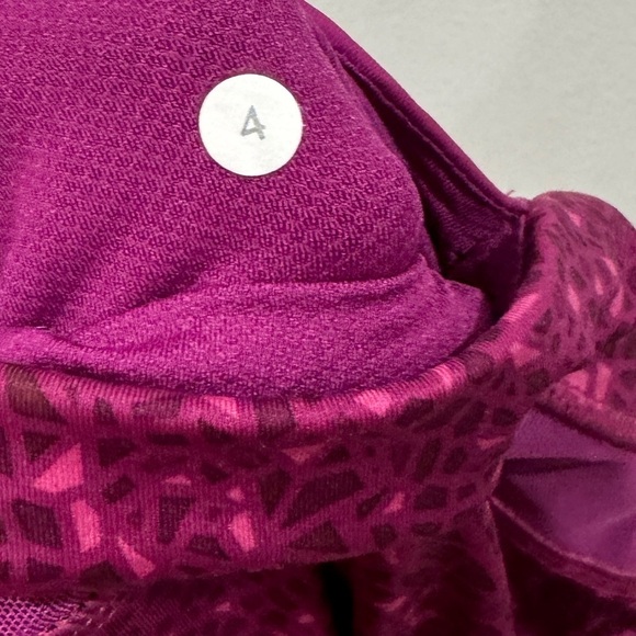 Lululemon Athletica Inspire Tight II Geo Regal Plum Ankle Cropped Leggings 4 - Picture 16 of 16